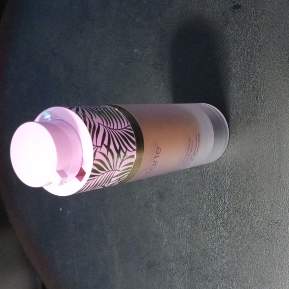 Foundation - Picture 4 of 4